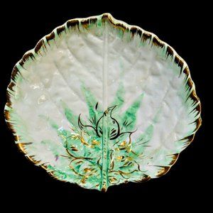Vintage Cabbage Lettuce Leaf Ceramic Salad Plate Made in Italy White Green Gold